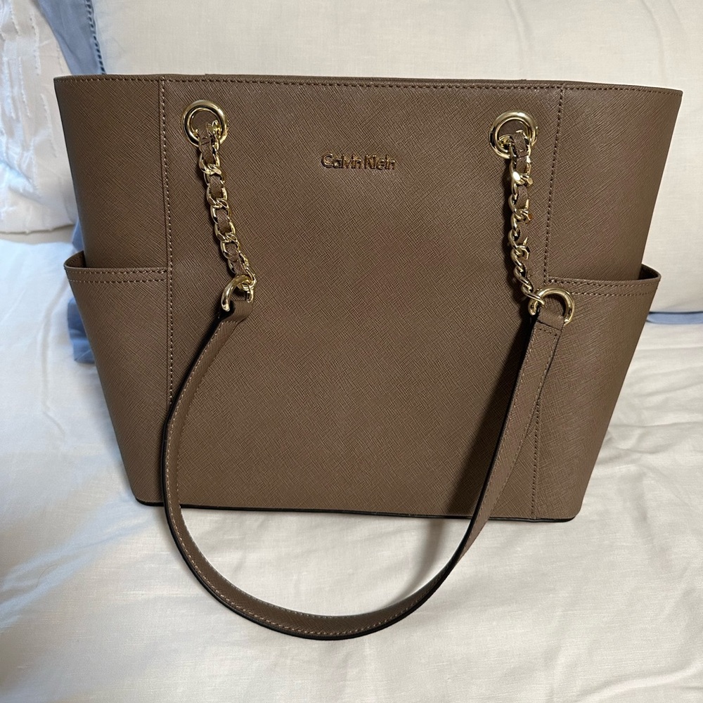 Calvin Klein Purse - Chain Leather Tote
